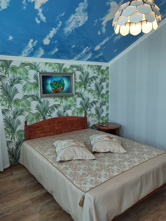 Алупкинское шоссе — коттедж в зелени