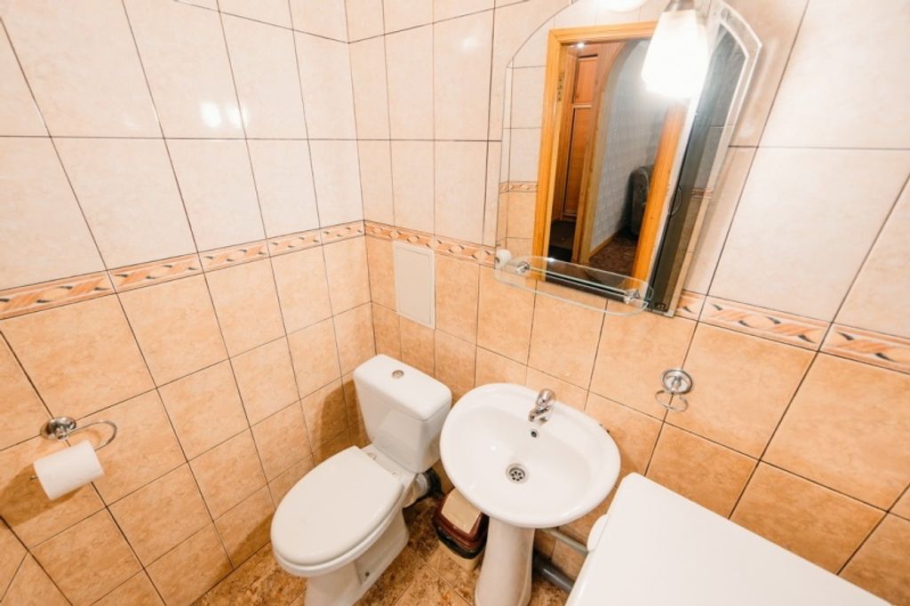 2-комнатная квартира в Керчи, Кирова 31
