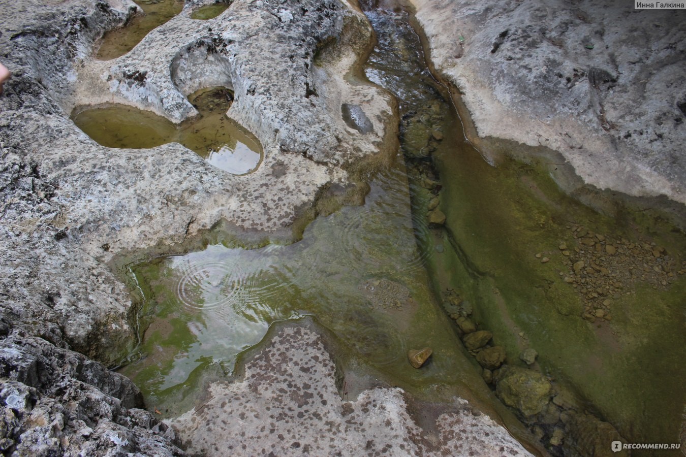 Голубое озеро в Большом каньоне