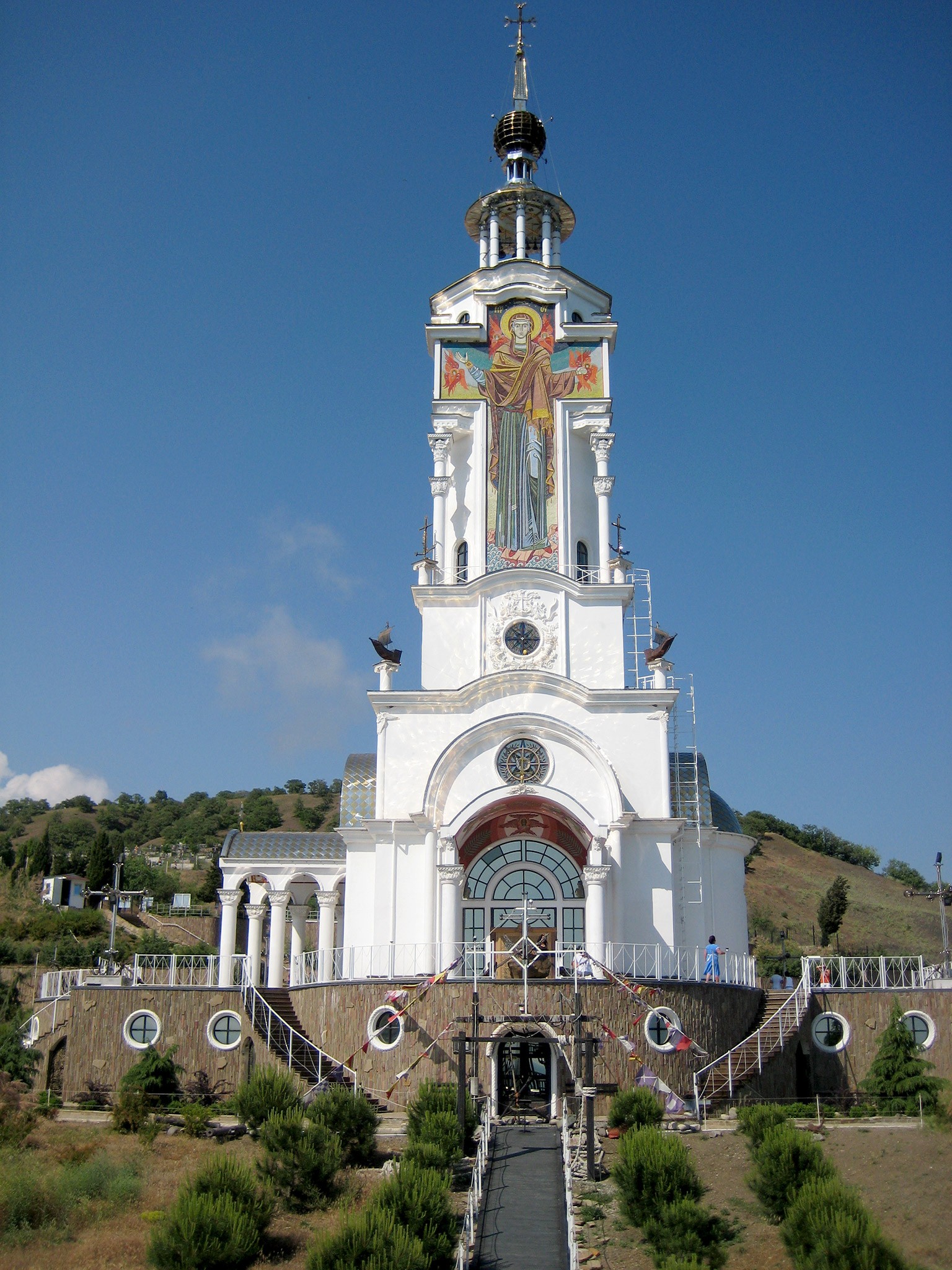 Храм-маяк Николая Чудотворца фасад