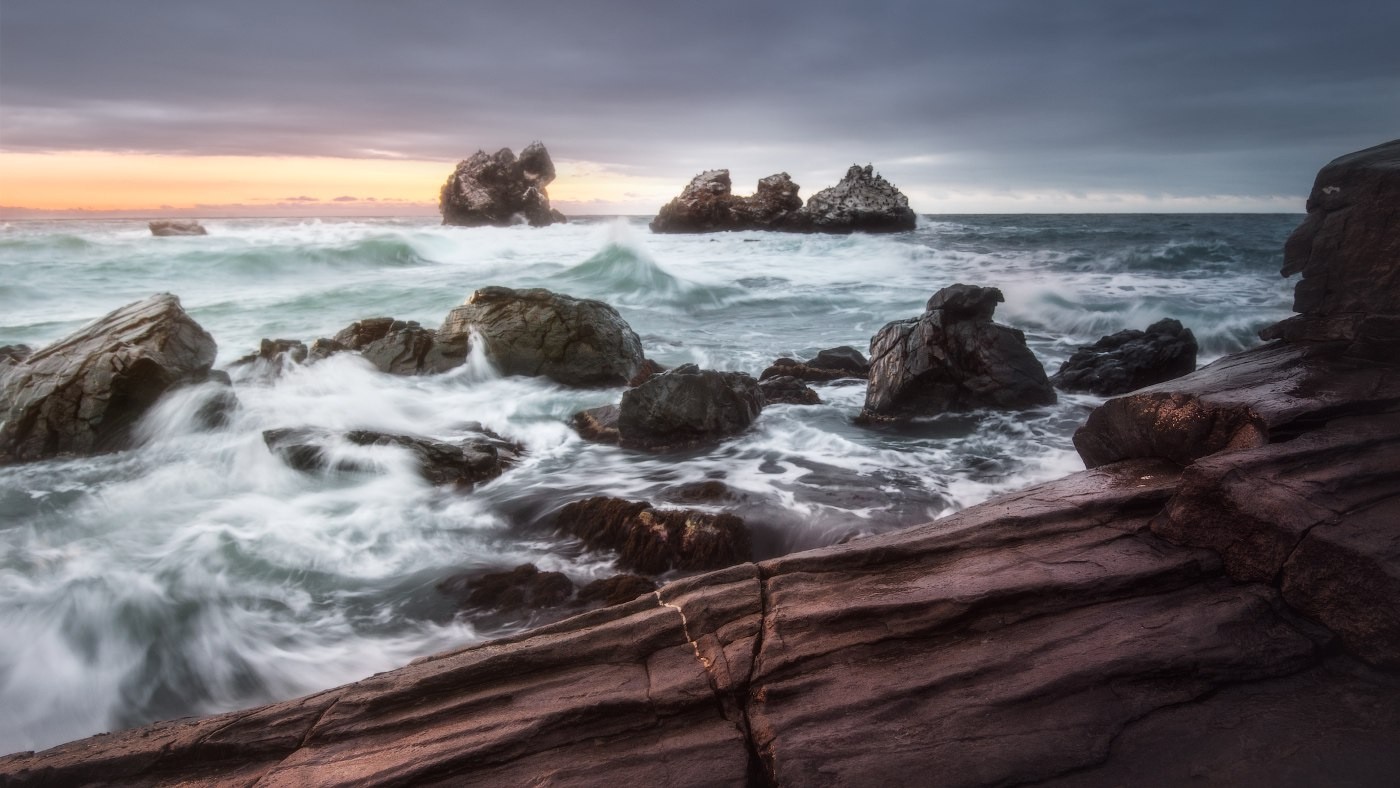 Скалы мыса Плака