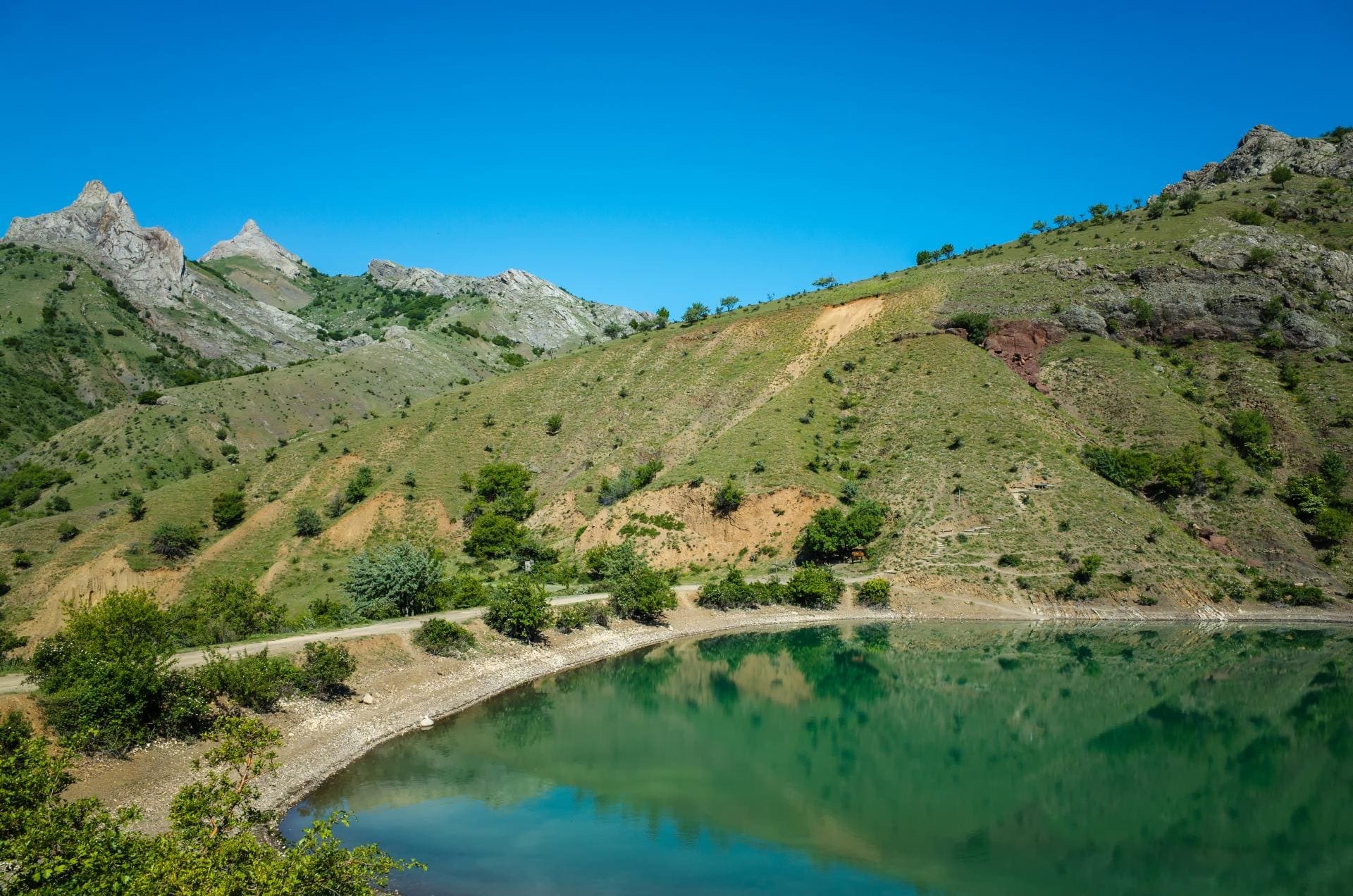 Озеро Панагия на Керченском полуострове