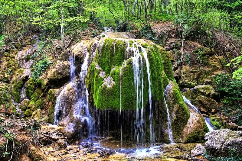 Водопад Серебряные струи